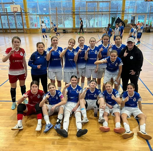 Piłkarki UKS SMS w kolejne fazie mistrzostw