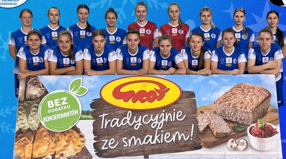 Sobotni sparing piłkarek Grot SMS